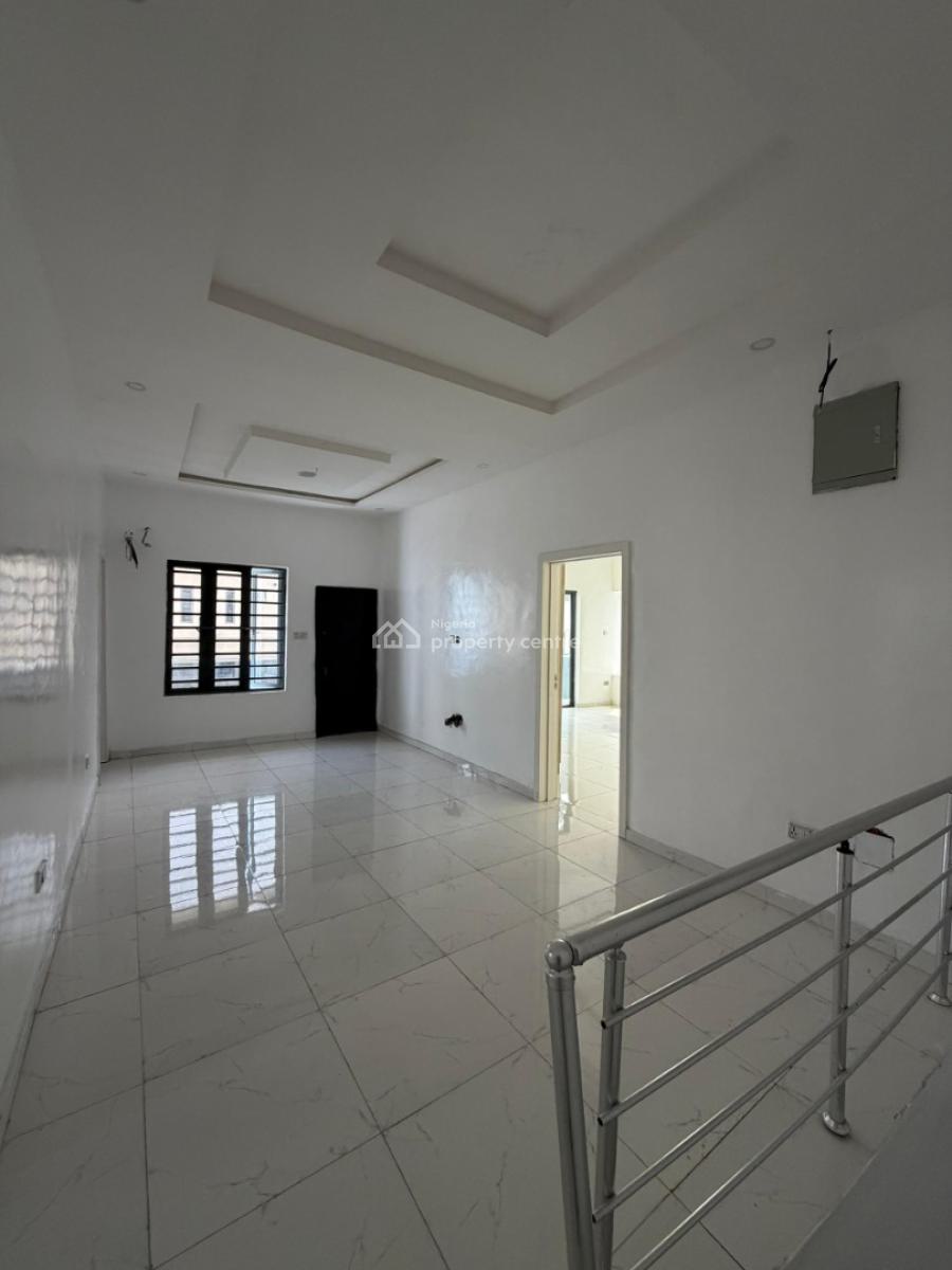 Distress 4 Bedroom Semi-detached Duplex with Bq, Best Buy in The Market Within a Gated Estate in Chevron Drive,chevron, Lekki, Lagos, Semi-detached Duplex for Sale