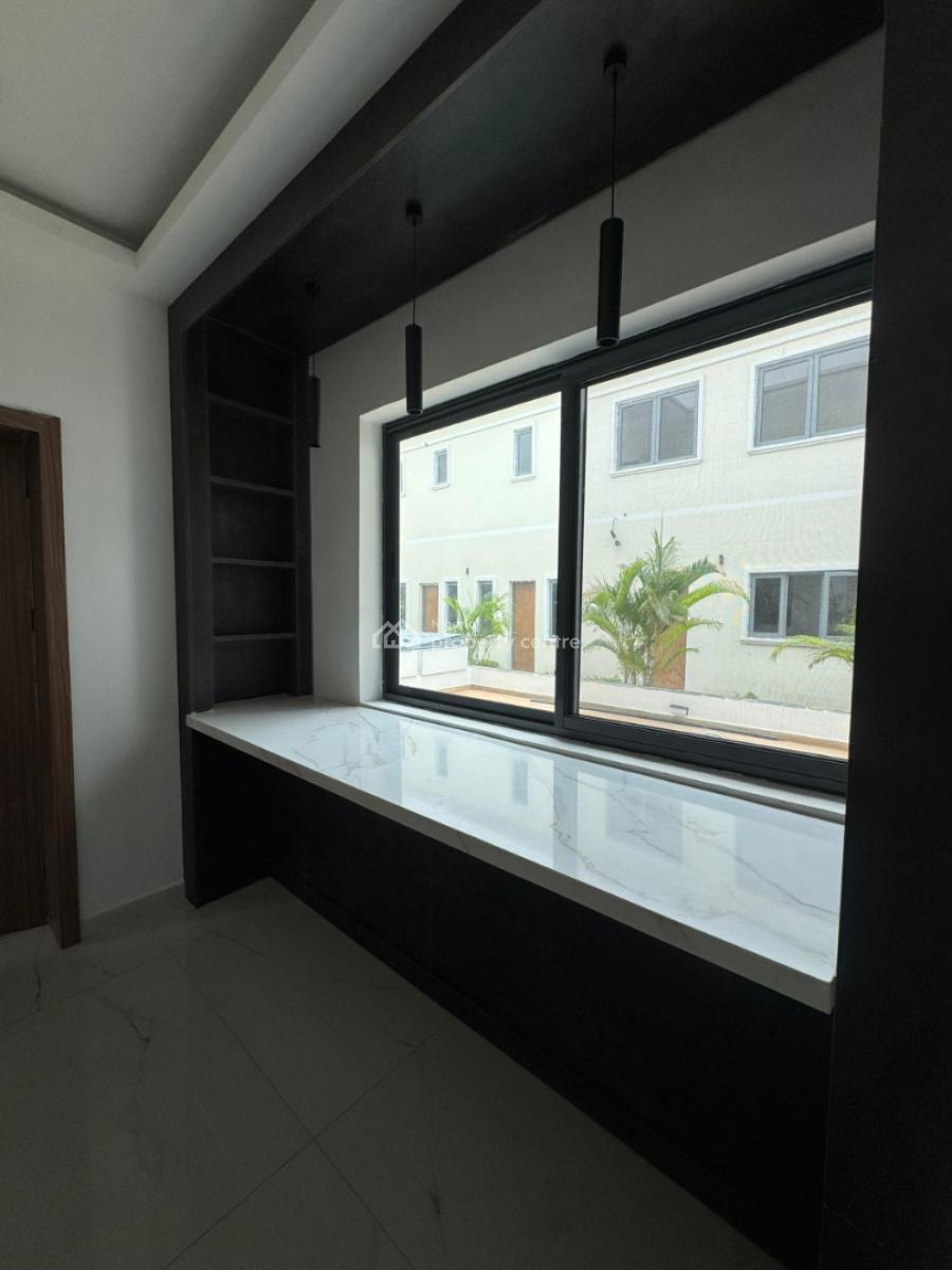 Aesthetically Pleasing 5 Bedroom Semi-detached Duplex with Pool, Within a 1% Luxury Neighborhood,  with Cybertrucks, Gle,brabus, Ikate, Lekki, Lagos, Semi-detached Duplex for Sale