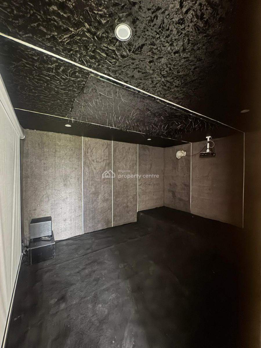 Aesthetically Pleasing 5 Bedroom Semi-detached Duplex with Pool, Within a 1% Luxury Neighborhood,  with Cybertrucks, Gle,brabus, Ikate, Lekki, Lagos, Semi-detached Duplex for Sale