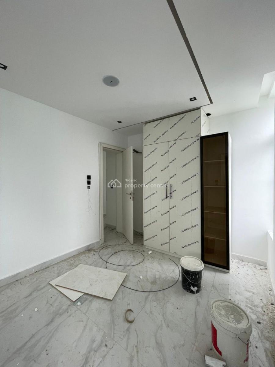 2 Bedroom Apartment with Swimming Pool, Ikate, Lekki, Lagos, Flat / Apartment for Sale