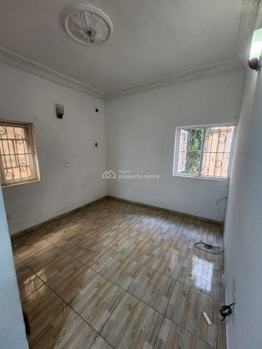 Luxury Two Bedroom Block of Flat, News Engineering, Dawaki, Gwarinpa, Abuja, Flat / Apartment for Rent