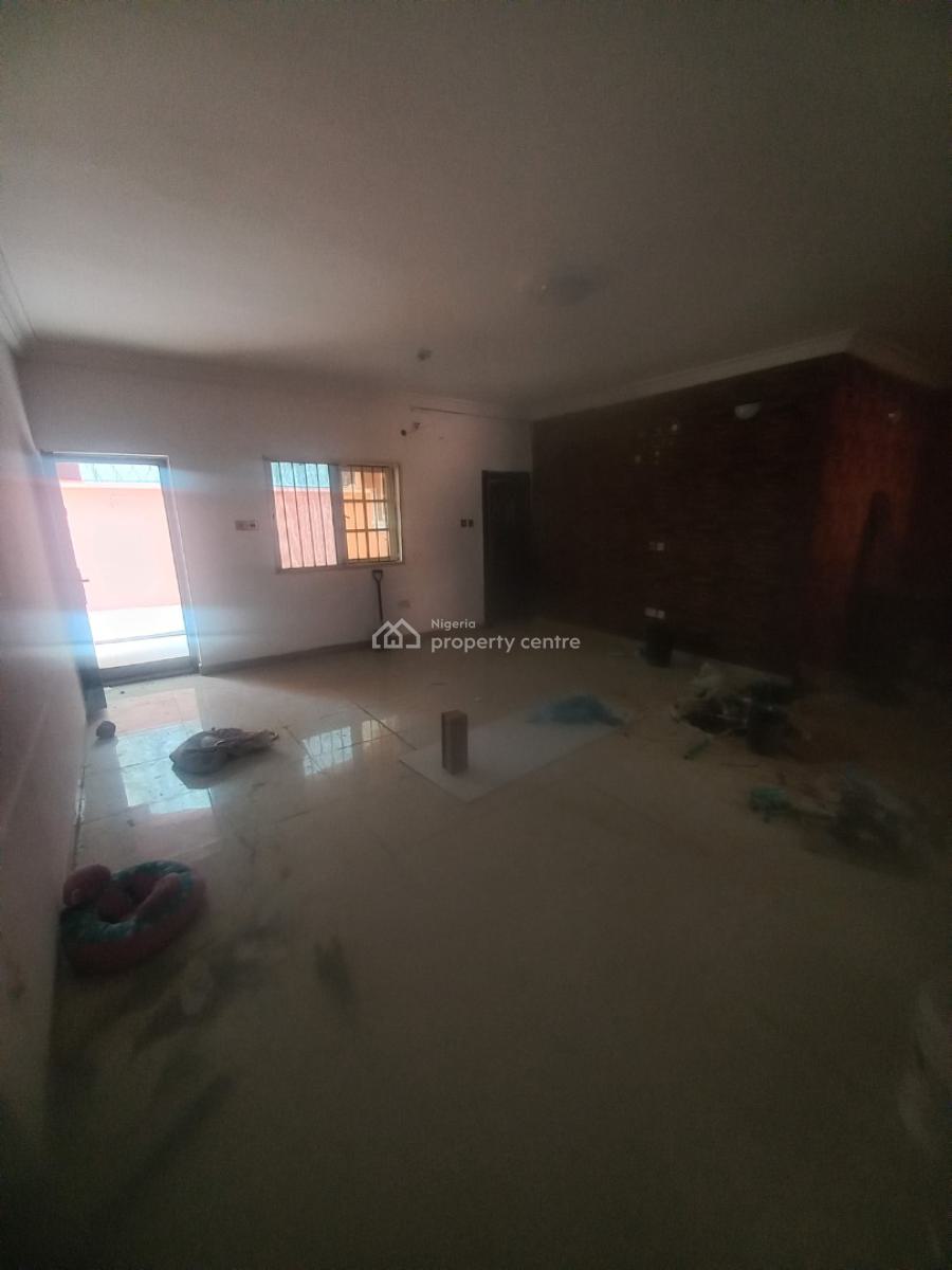 Standard and Spacious 3 Bedroom Apartment, Around Skymall, Ajah, Lagos, Flat / Apartment for Rent