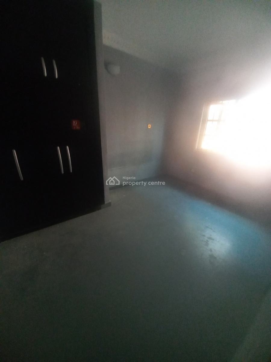 Standard and Spacious 3 Bedroom Apartment, Around Skymall, Ajah, Lagos, Flat / Apartment for Rent