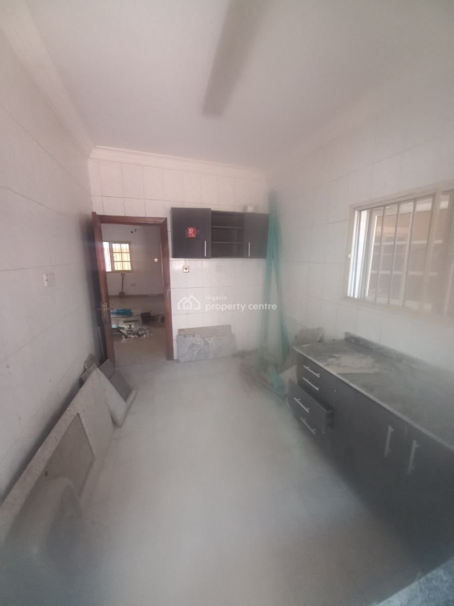 Standard and Spacious 3 Bedroom Apartment, Around Skymall, Ajah, Lagos, Flat / Apartment for Rent