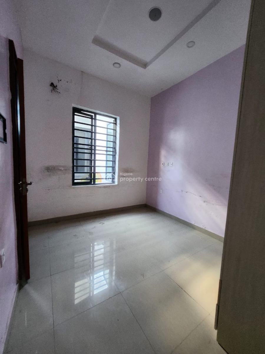a Well Used 4 Bedrooms Semi Detached Duplex with a Bq, Orchid Road Lekki, Lekki Phase 2, Lekki, Lagos, Semi-detached Duplex for Rent