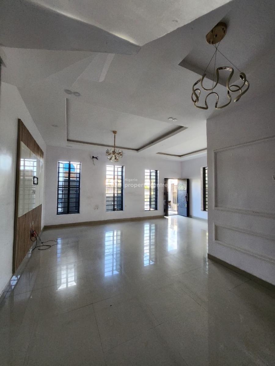 a Well Used 4 Bedrooms Semi Detached Duplex with a Bq, Orchid Road Lekki, Lekki Phase 2, Lekki, Lagos, Semi-detached Duplex for Rent