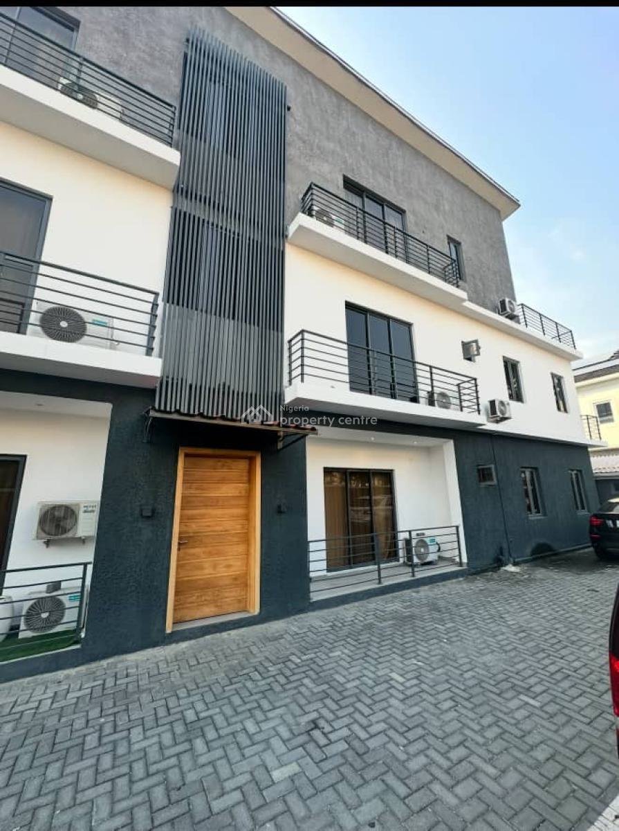 Nice and Spacious 3 Bedroom Apartment, Itumo Ogbonna Street, Lekki Phase 1, Lekki, Lagos, Flat / Apartment Short Let