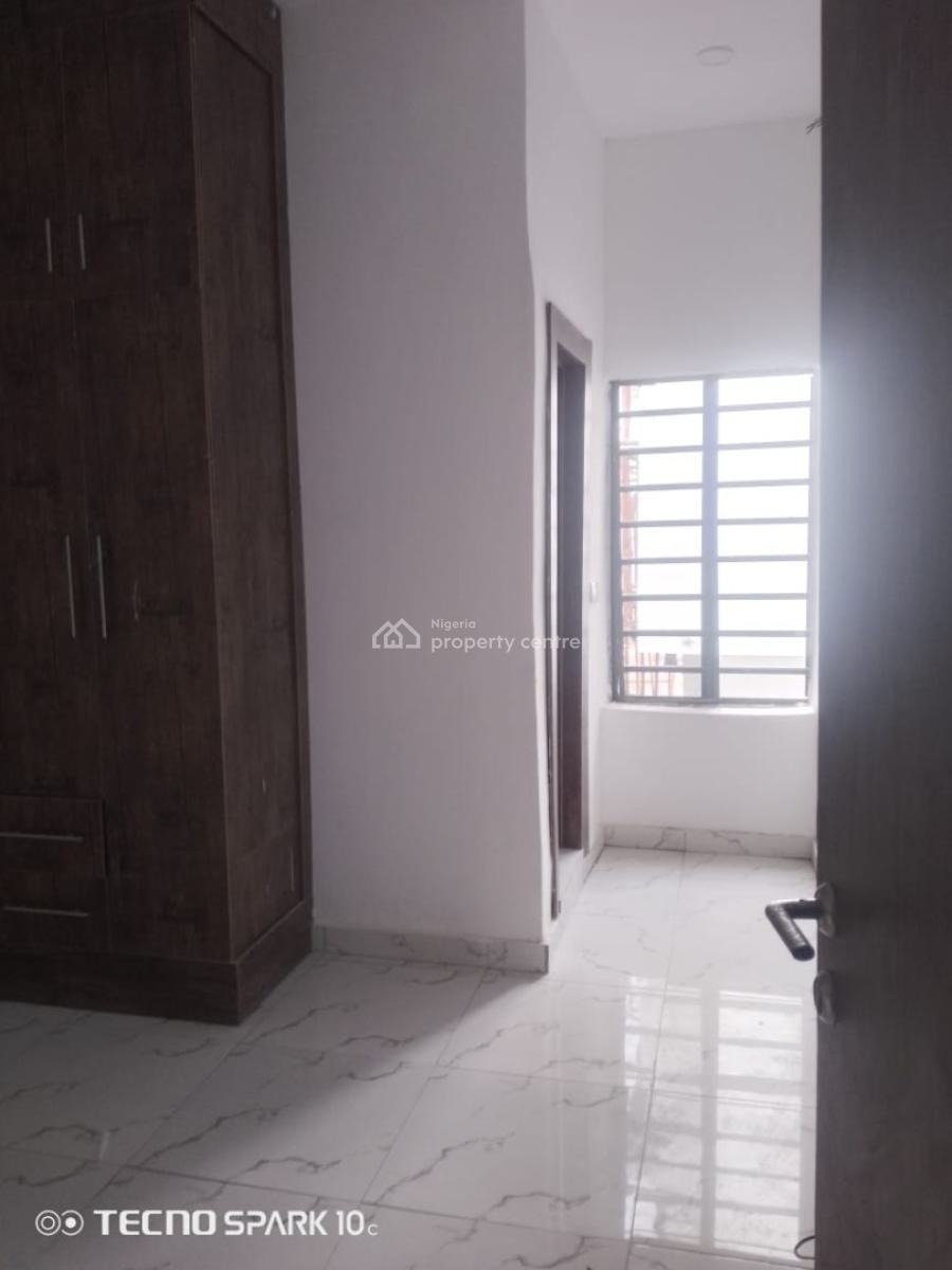 New Serviced 4bedroom Terrace 24hours Light, Conservation Center, Lekki, Lagos, Terraced Duplex for Rent