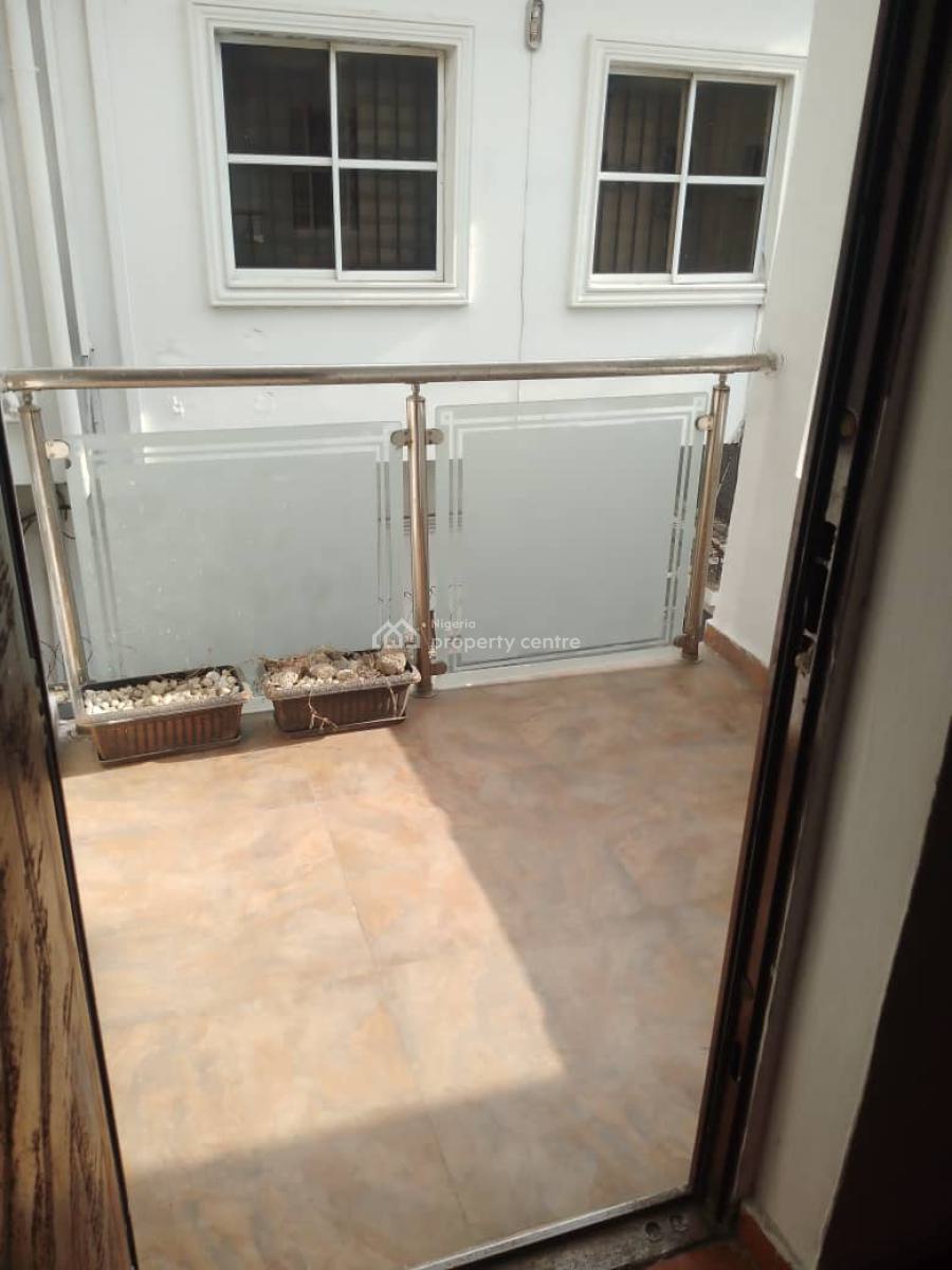 2 Bedroom Flat Upstairs Inside an Estate  orchid Road Lekki, Orchid Road Lekki, Lekki, Lagos, Flat / Apartment for Rent