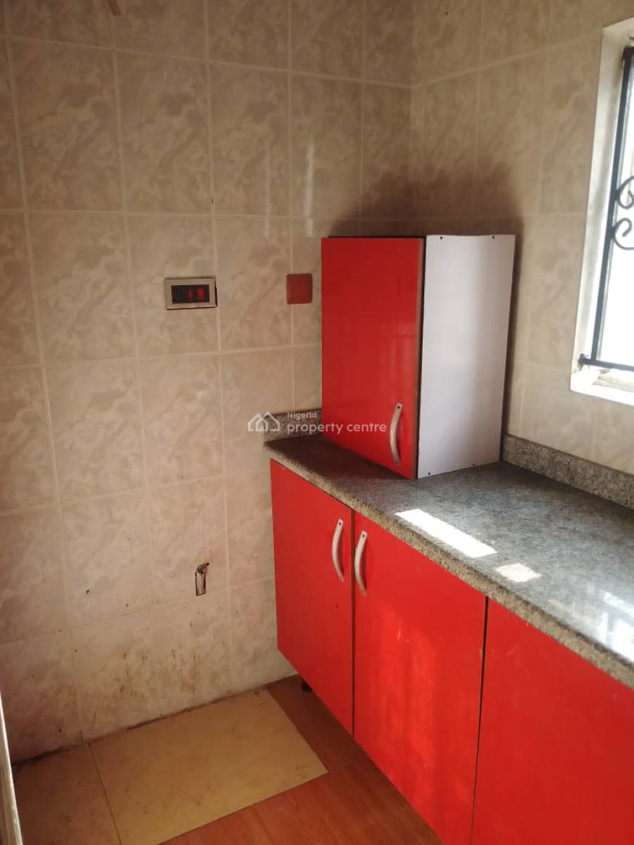 2 Bedroom Flat Upstairs Inside an Estate  orchid Road Lekki, Orchid Road Lekki, Lekki, Lagos, Flat / Apartment for Rent