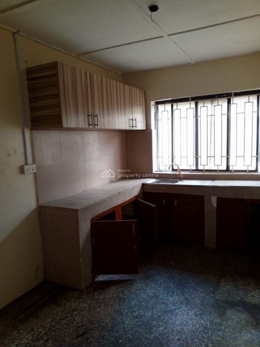Spacious 3bedroom Flat, Ketu, Lagos, Flat / Apartment for Rent