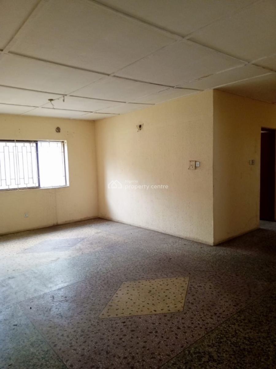 Spacious 3bedroom Flat, Ketu, Lagos, Flat / Apartment for Rent