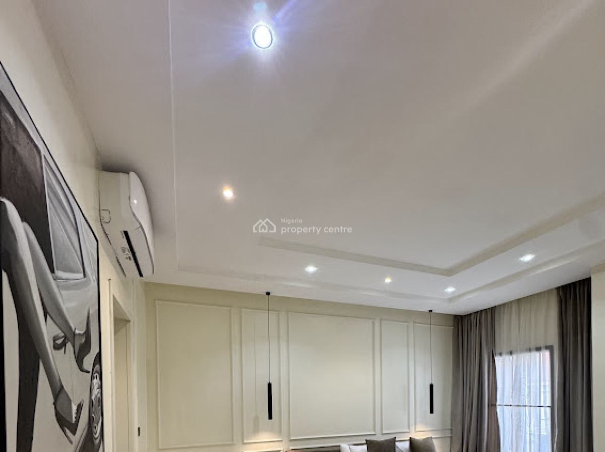 Cozy 3 Bedroom Apartment, Furo Ezimora Street, Lekki Phase 1, Lekki, Lagos, Flat / Apartment Short Let