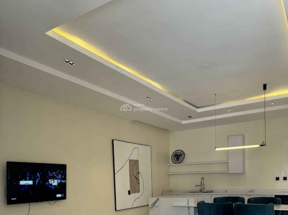 Cozy 3 Bedroom Apartment, Furo Ezimora Street, Lekki Phase 1, Lekki, Lagos, Flat / Apartment Short Let