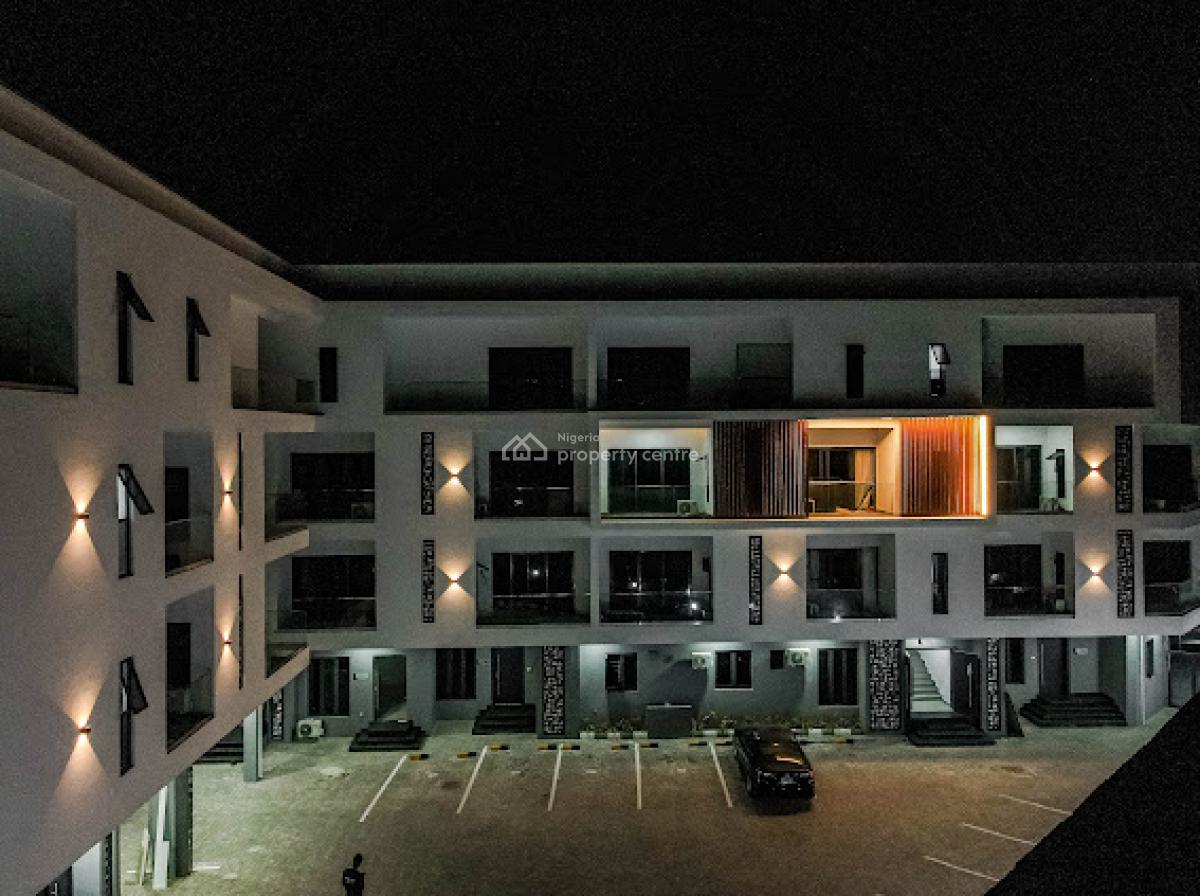 Beautiful 2 Bedroom Apartment with Swimming Pool and Gym, Chief Collins Street, Lekki Phase 1, Lekki, Lagos, Flat / Apartment Short Let