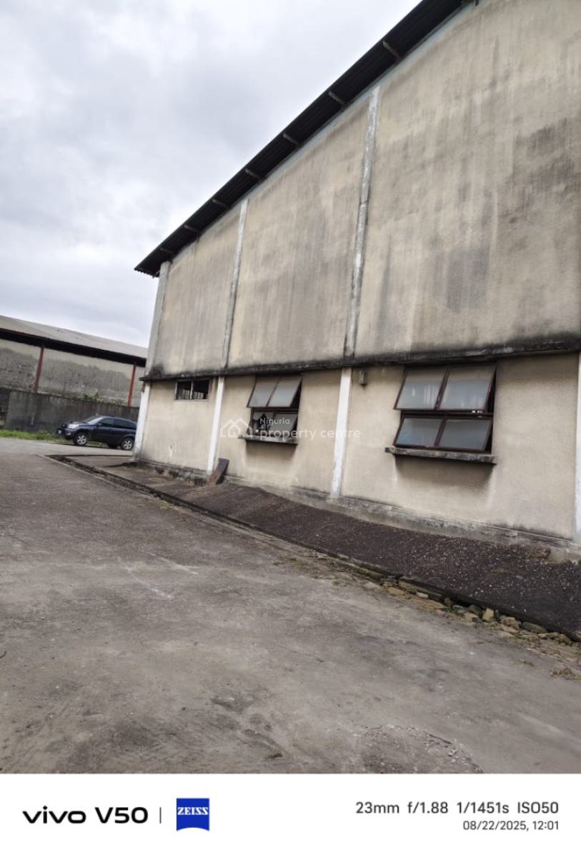8,832.992m2-large One-bay Warehouse and  a Mini-warehouse., Eric Moore, Surulere, Lagos, Warehouse for Sale