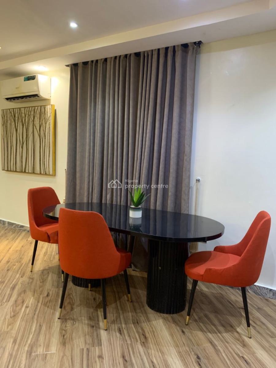 Spacious 3 Bedroom Apartment with Snooker Board, Babafemi Crescent, Lekki Phase 1, Lekki, Lagos, Flat / Apartment Short Let