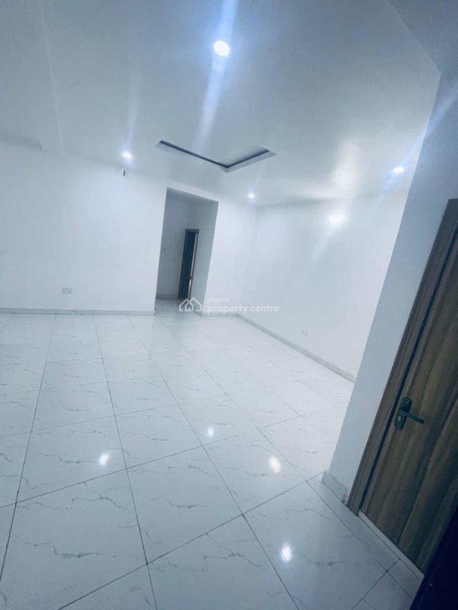 3 Bedrooms Bloomed of Flat, Chevron Drive, Lekki Expressway, Lekki, Lagos, Block of Flats for Sale