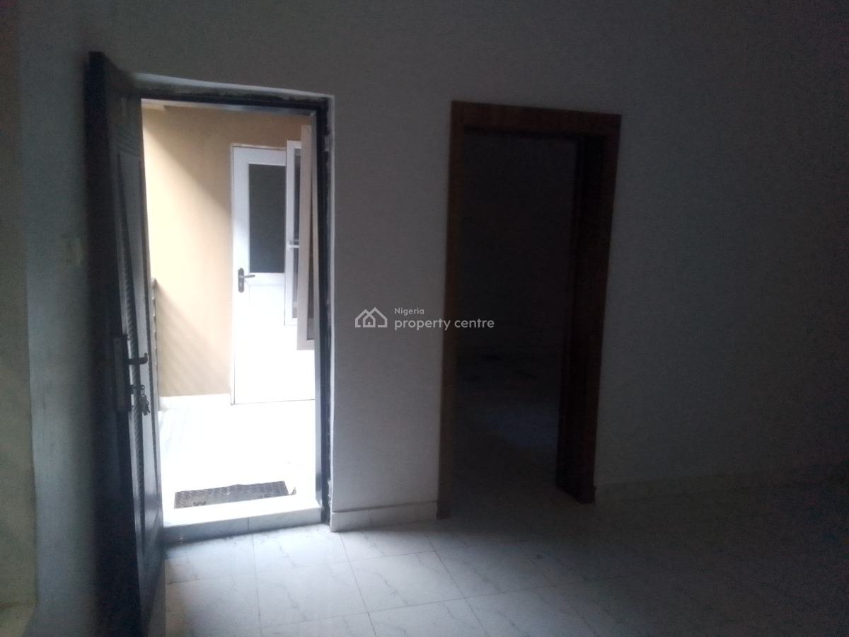 Spacious Luxury 1 Bedroom Flat with Excellent Features, Newtown Estate, Ogombo, Ajah, Lagos, Mini Flat (room and Parlour) for Rent
