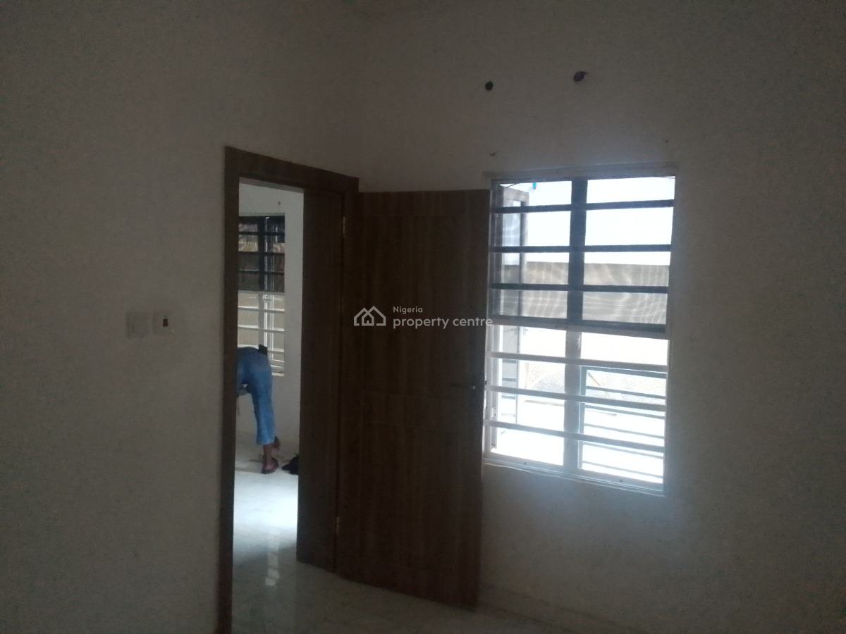 Spacious Luxury 1 Bedroom Flat with Excellent Features, Newtown Estate, Ogombo, Ajah, Lagos, Mini Flat (room and Parlour) for Rent