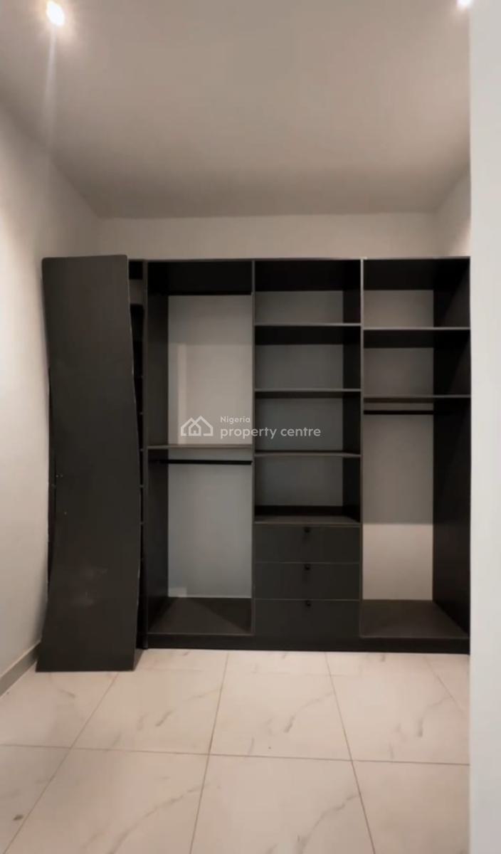 Generously Spaced, Tastefully Finished  5-bedroom Terrace Duplex, Ajao Estate, Ikeja, Lagos, Terraced Duplex for Sale