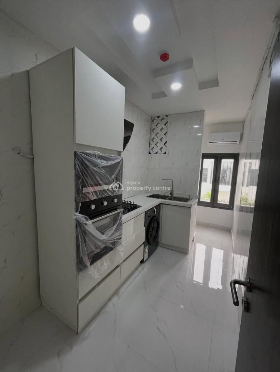 1 Bedroom Apartment with Swimming Pool and Gym, Ikoyi, Lagos, Mini Flat (room and Parlour) for Rent
