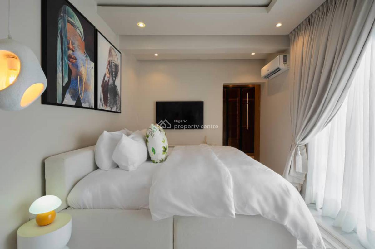 Tastefully Furnished 2 Bed + Ps5, Lekki Right, Lekki, Lagos, Flat / Apartment Short Let