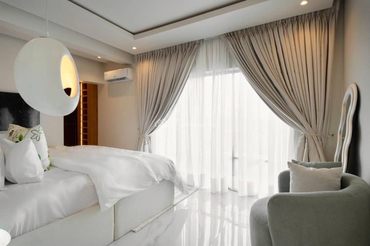 Tastefully Furnished 2 Bed + Ps5, Lekki Right, Lekki, Lagos, Flat / Apartment Short Let