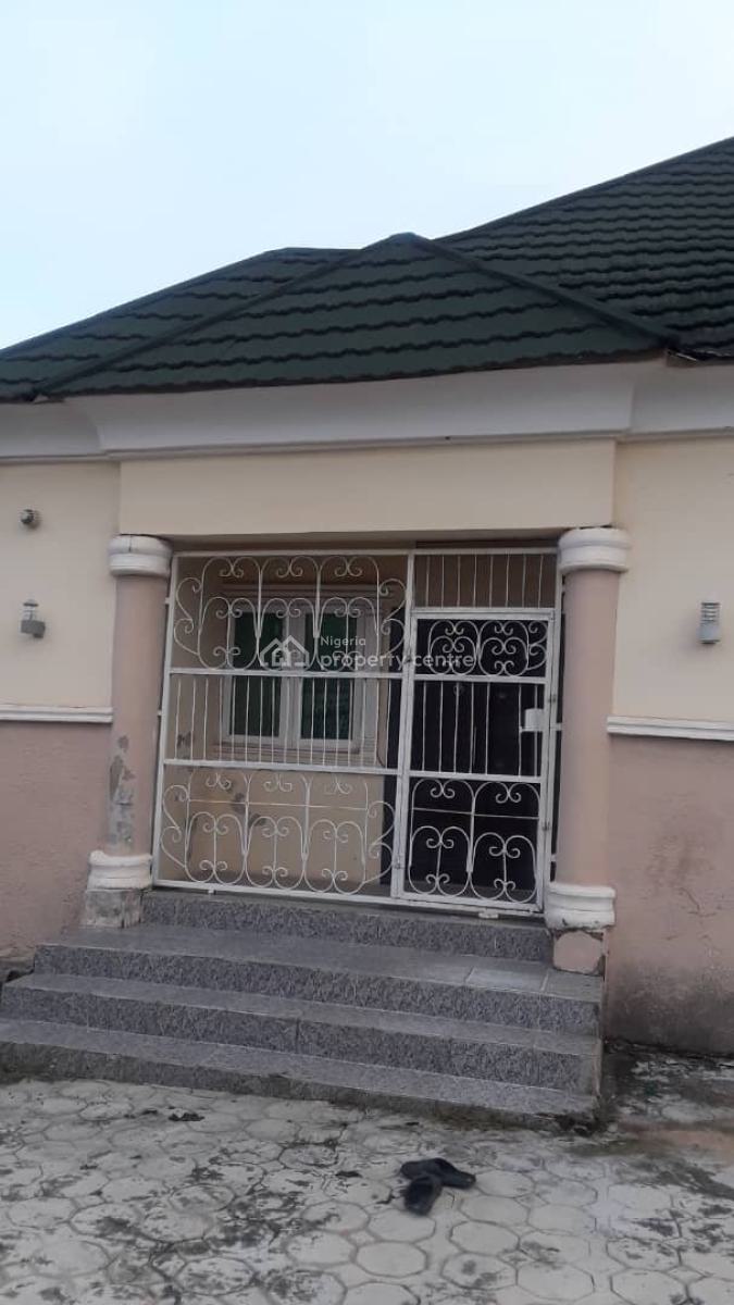 Luxury 3 Bedroom Bungalow with 1 Bedroom Bq, Sauka New Site Estate Behind Fha, Lugbe District, Abuja, Detached Bungalow for Sale
