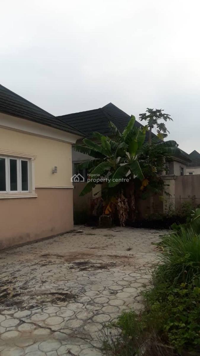 Luxury 3 Bedroom Bungalow with 1 Bedroom Bq, Sauka New Site Estate Behind Fha, Lugbe District, Abuja, Detached Bungalow for Sale