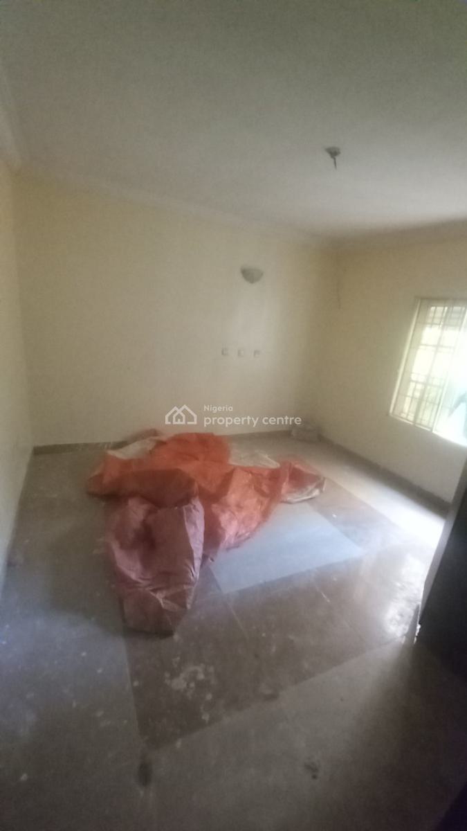 Well Renovated 2 Bedrooms Flat, News Engineering, Dawaki, Gwarinpa, Abuja, Flat / Apartment for Rent