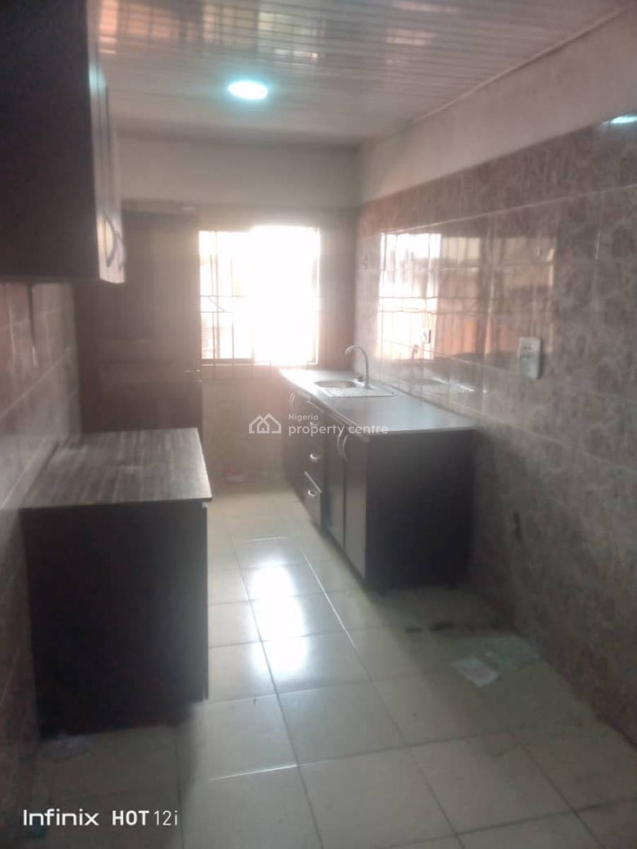 a Luxury 3 Bedrooms Flat with Excel, Budo Peninsula Thomas Ajah, Lekki Phase 2, Lekki, Lagos, Flat / Apartment for Rent