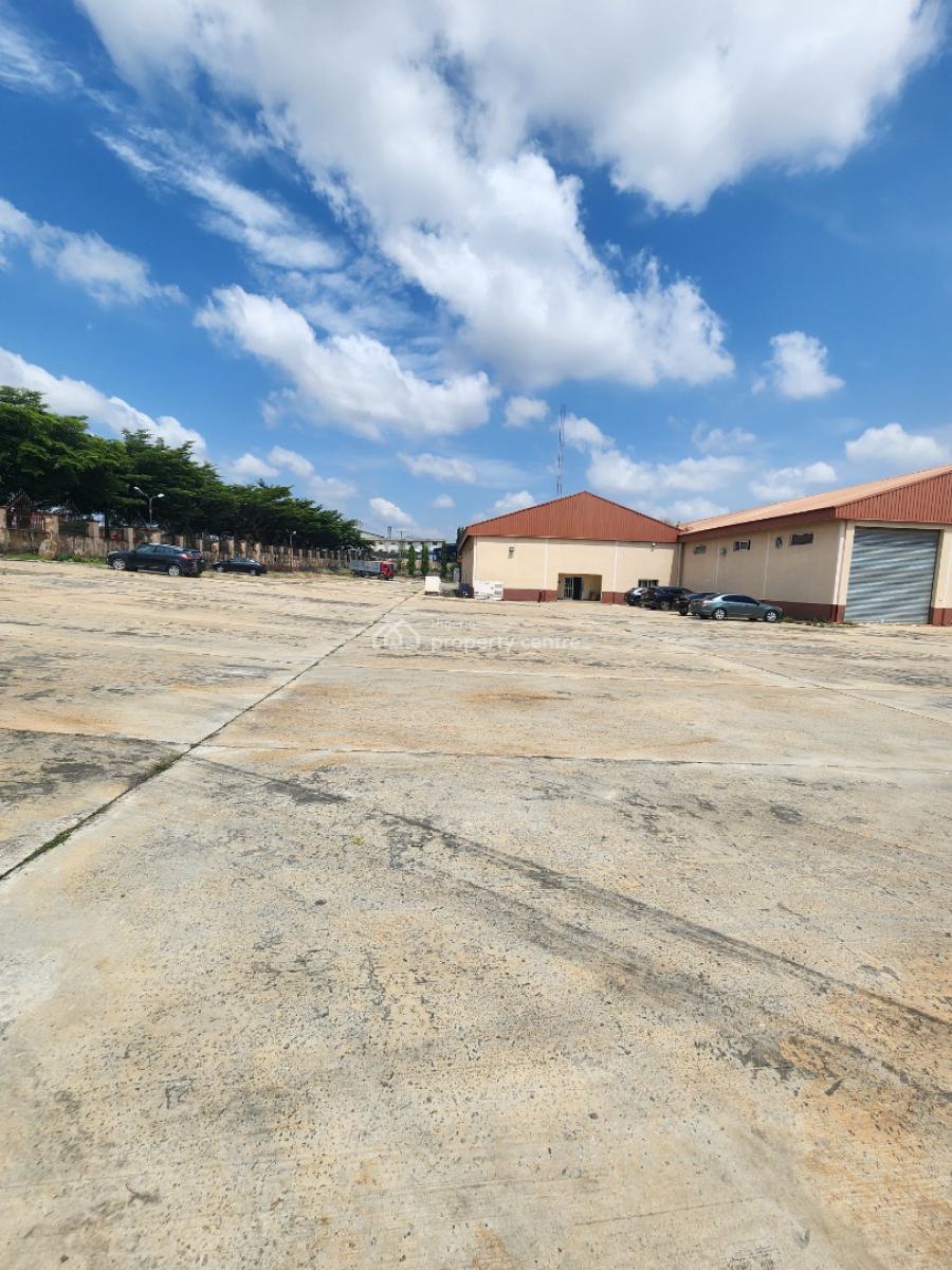 Massive Warehouse in an Accessible Location, By Lg Warehouse, Idu Industrial, Abuja, Warehouse for Rent
