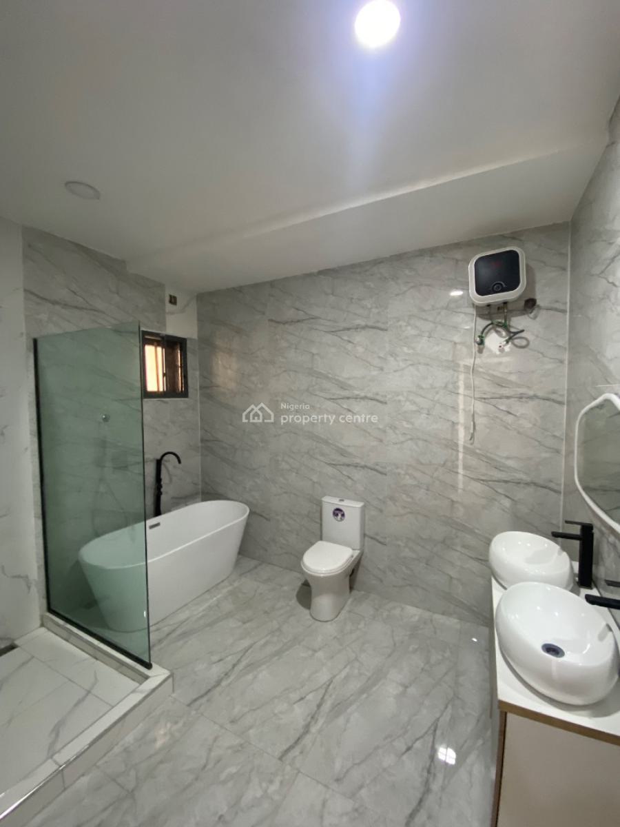Serviced 4 Bed Terrace Duplex with 1bq, Osapa London, Osapa, Lekki, Lagos, Terraced Duplex for Sale