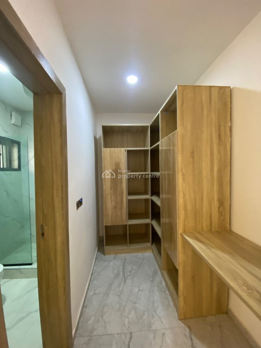 Serviced 4 Bed Terrace Duplex with 1bq, Osapa London, Osapa, Lekki, Lagos, Terraced Duplex for Sale