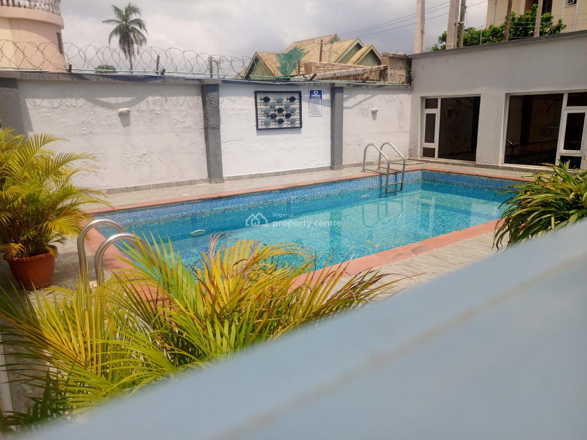 5 Bedroom Terrace with Penthouse Shonibare Estate, Maryland, Shonibare Estate, Ikeja, Lagos, Terraced Duplex for Rent