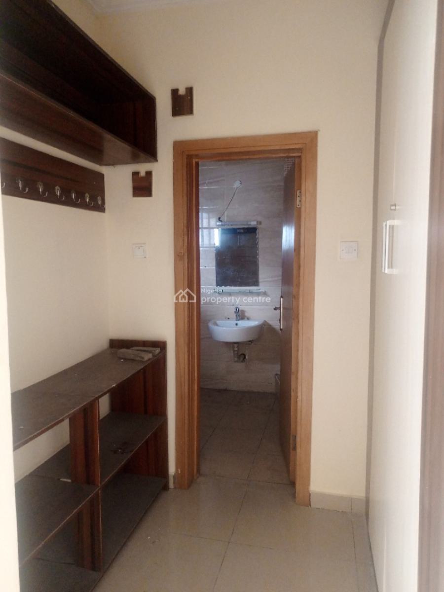 5 Bedroom Terrace with Penthouse Shonibare Estate, Maryland, Shonibare Estate, Ikeja, Lagos, Terraced Duplex for Rent