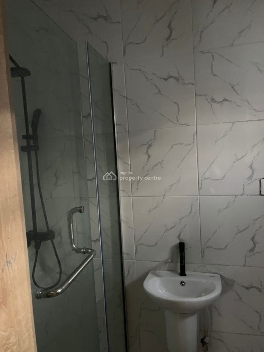 Brand New 4 Bedrooms Fully Detached with a Bq, Adeyemi 25 Street, Lekki, Lagos, House for Rent