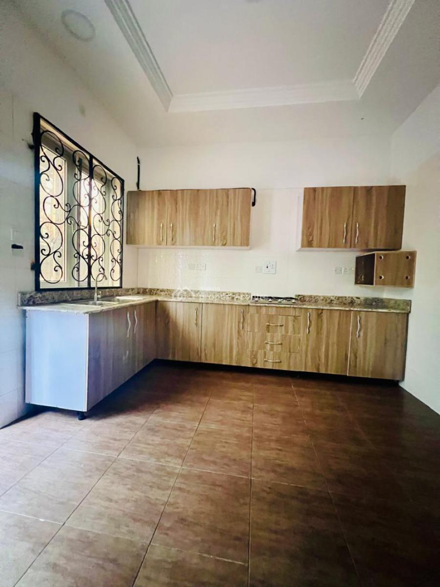 Well Maintained 4bedroom Semi Detached Duplex, Ikate Elegushi, Lekki, Lagos, Semi-detached Duplex for Rent