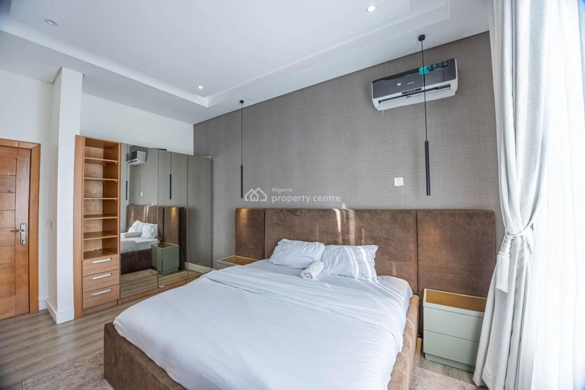 Luxurious 3 Bed Penthouse + Pool + Gym + Jacuzzi, Victoria Island (vi), Lagos, Flat / Apartment Short Let