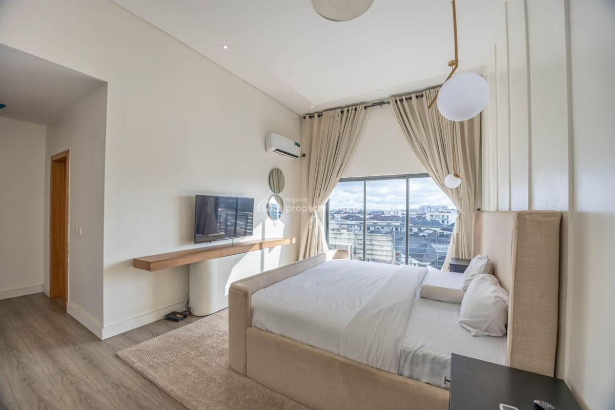 Luxurious 3 Bed Penthouse + Pool + Gym + Jacuzzi, Victoria Island (vi), Lagos, Flat / Apartment Short Let