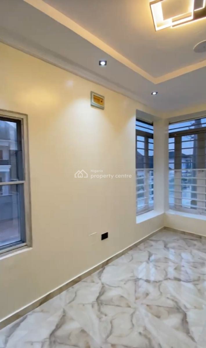 Luxurious Spacious Self Contained Apartment, Chevron Drive, Lekki, Lagos, Self Contain (single Rooms) for Rent