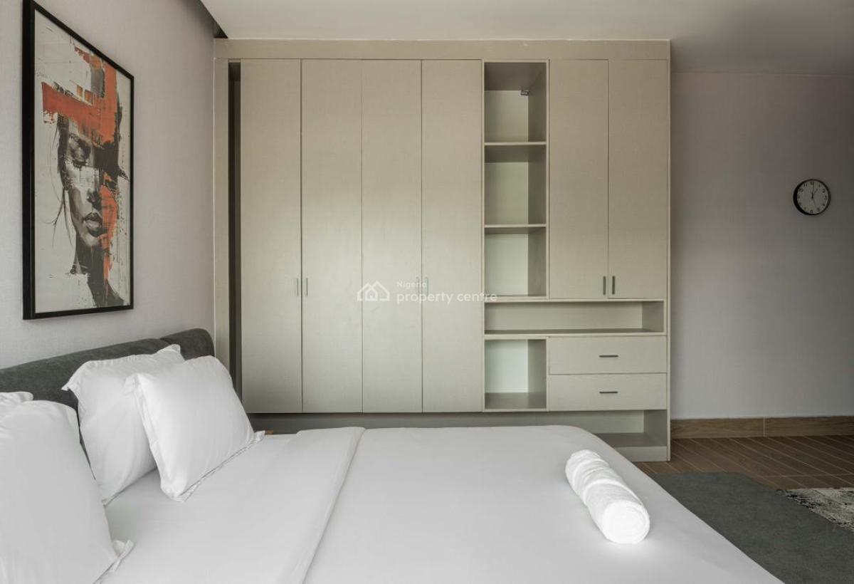 Luxury Sea View 3 Bed + Pool + Gym + Elevator, Off Ahmed Hello Way, Victoria Island (vi), Lagos, Flat / Apartment Short Let