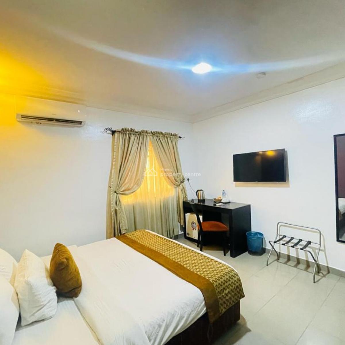 Functioning 32rooms Hotel at Ikeja Lagos, Joel Ogunaike Street , Ikeja Gra, Ikeja Gra, Ikeja, Lagos, Hotel / Guest House for Sale