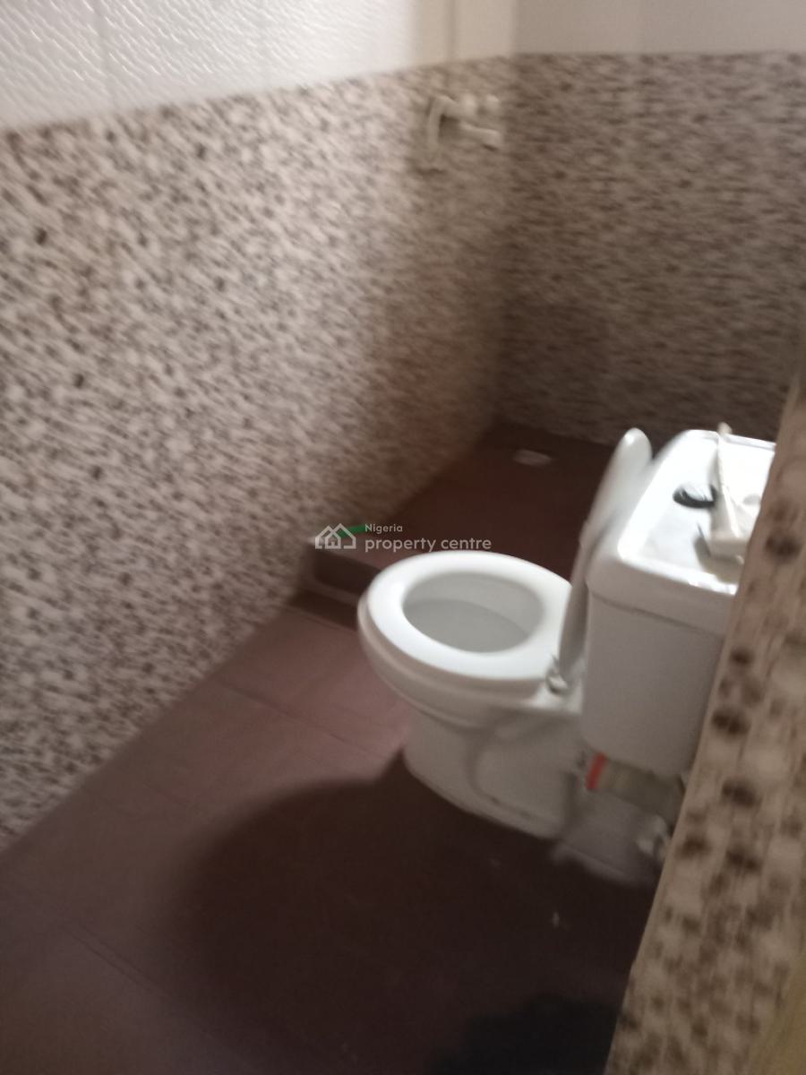 Toronto 3bd Flat, Akoka Pako, Yaba, Lagos, Flat / Apartment for Rent