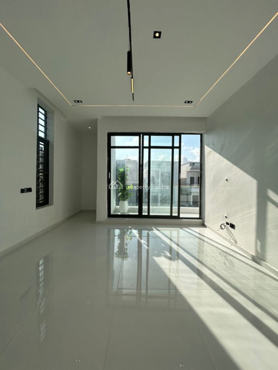 6-bedroom Semi-detached Duplex, Chevron, Lekki, Lagos, Semi-detached Duplex for Sale