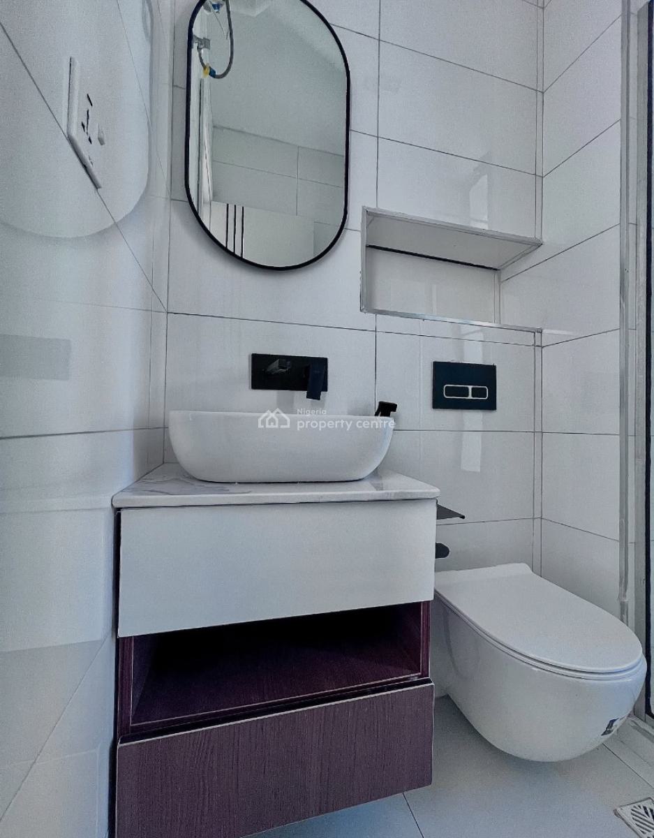Fully Serviced 2 Bedroom Apartment with Swimming Pool and Gym, Ologolo, Ologolo, Lekki, Lagos, Block of Flats for Sale
