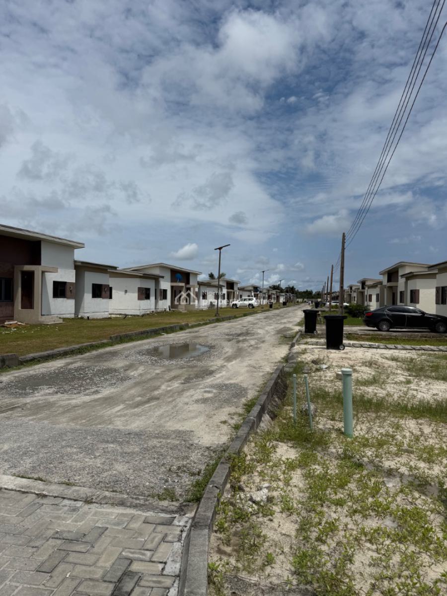 Land Measuring 450 Sqm Inside Beachwood Park Estate Lakowe, Lakowe Lakes Road, Lakowe, Ibeju Lekki, Lagos, Residential Land for Sale