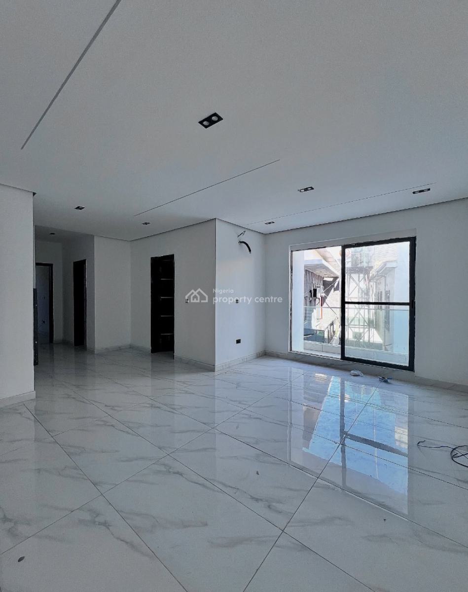 Fully Serviced 3 Bedroom Apartment with Bq, Ologolo, Ologolo, Lekki, Lagos, Block of Flats for Sale