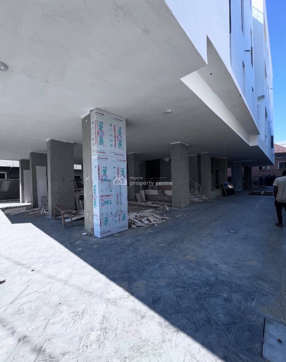 Fully Serviced 3 Bedroom Apartment with Bq, Ologolo, Ologolo, Lekki, Lagos, Block of Flats for Sale